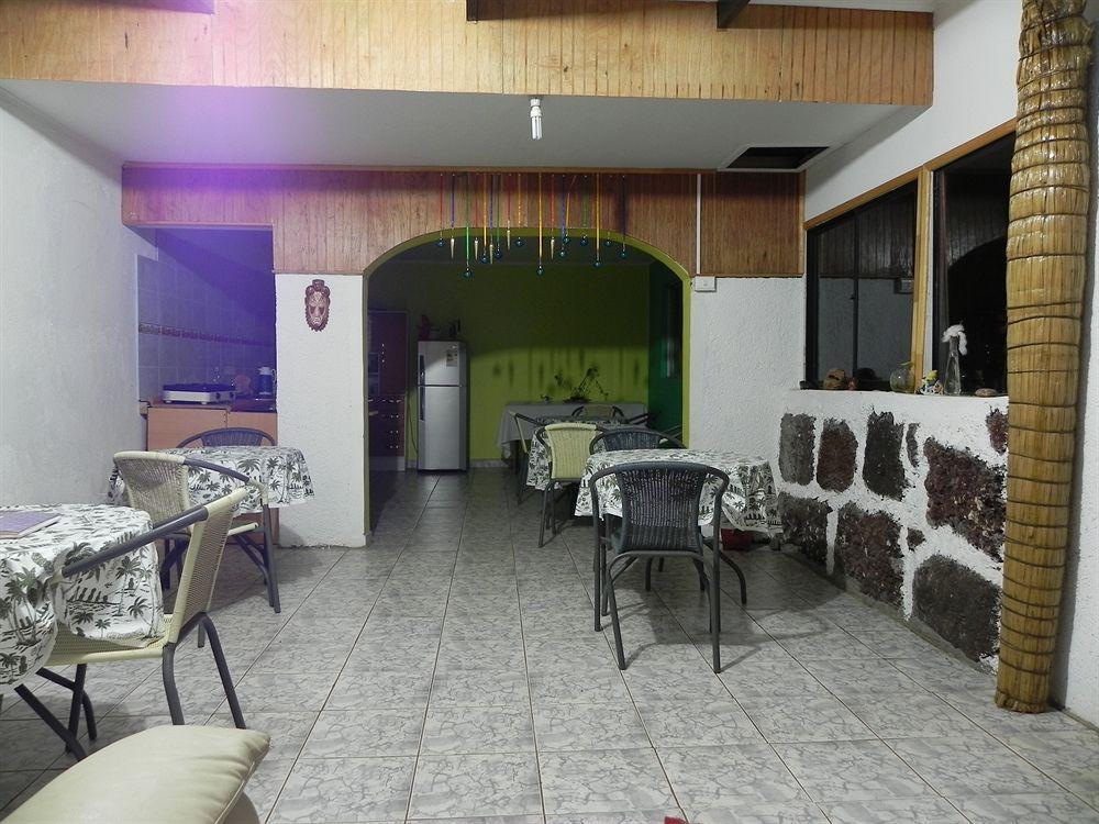 Cabanas Keuhenua Hanga Roa Exterior foto